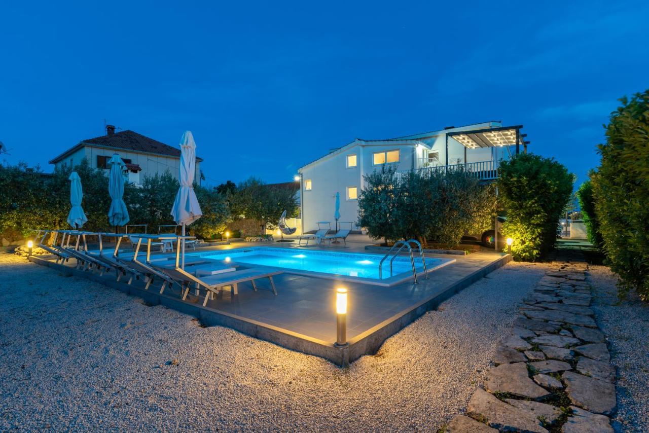 Apartmani Ville Vengo Traù Esterno foto