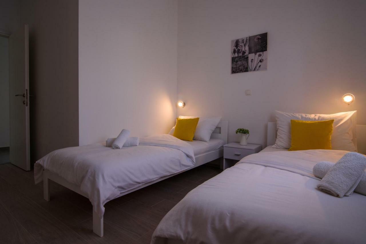 Apartmani Ville Vengo Traù Esterno foto